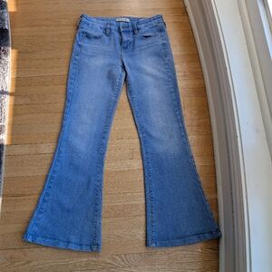 GUESS Charlotte Flare Jeans Low Rise Light Wash Petite Size 26P
